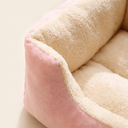 Pink cushioned cat bed for cats, detail photo